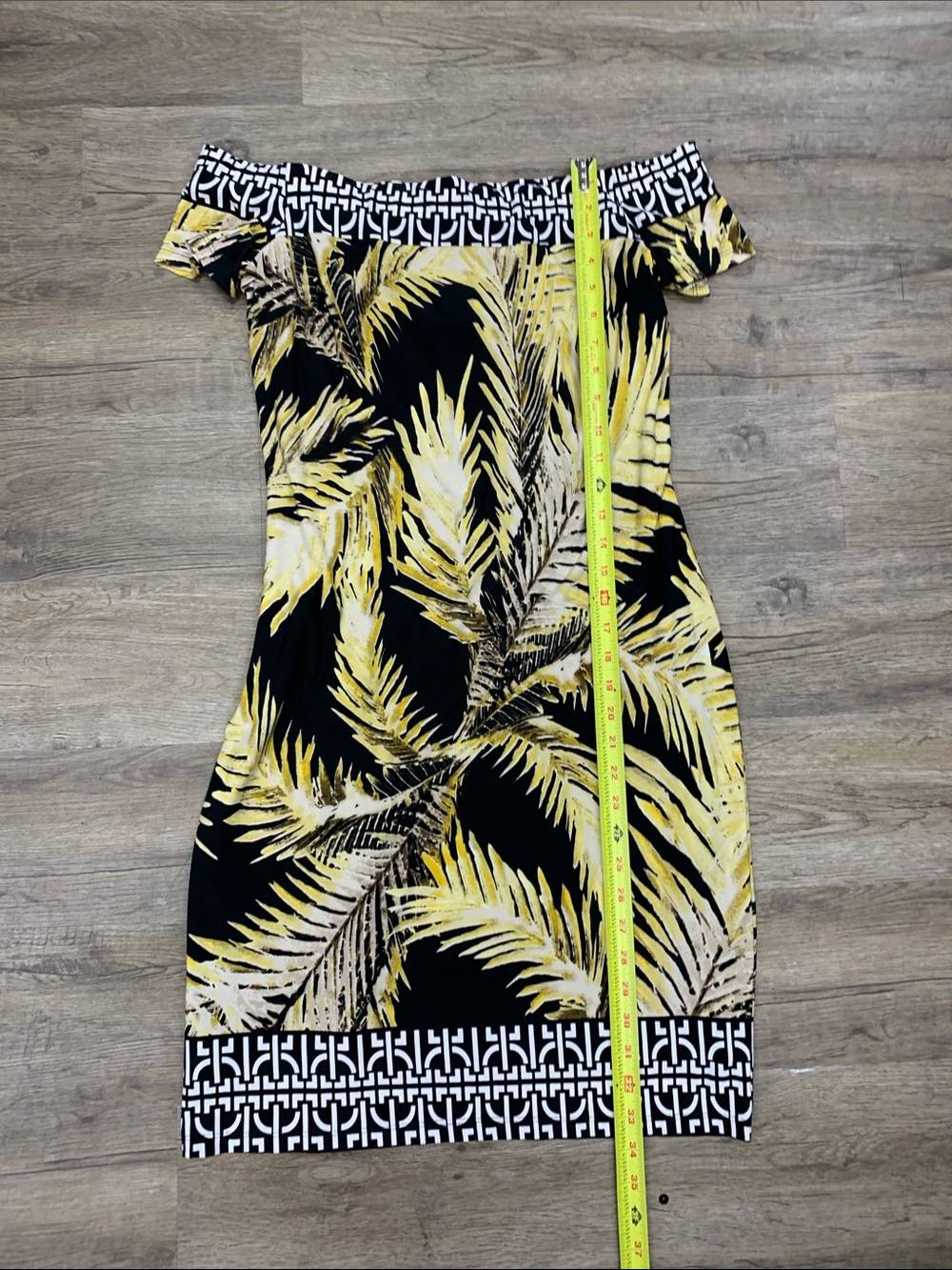 Frank Lyman Design Black Dress with Yellow Palm Print Size 8